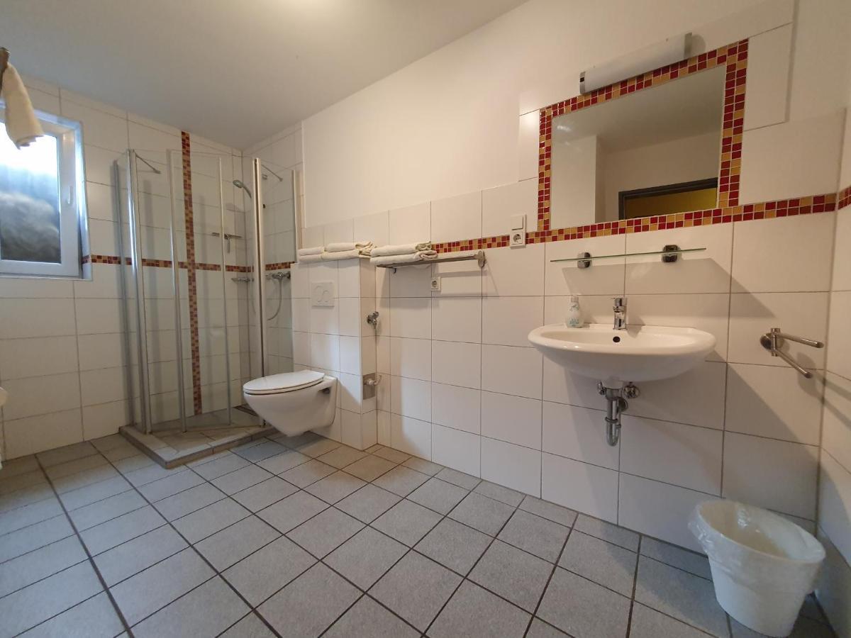 Gaestehaus Ermen Kamp-Lintfort Ngoại thất bức ảnh