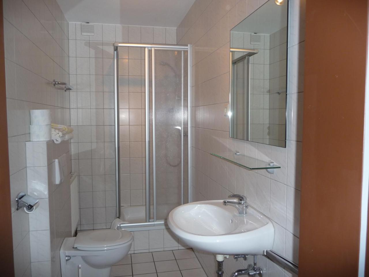 Gaestehaus Ermen Kamp-Lintfort Ngoại thất bức ảnh