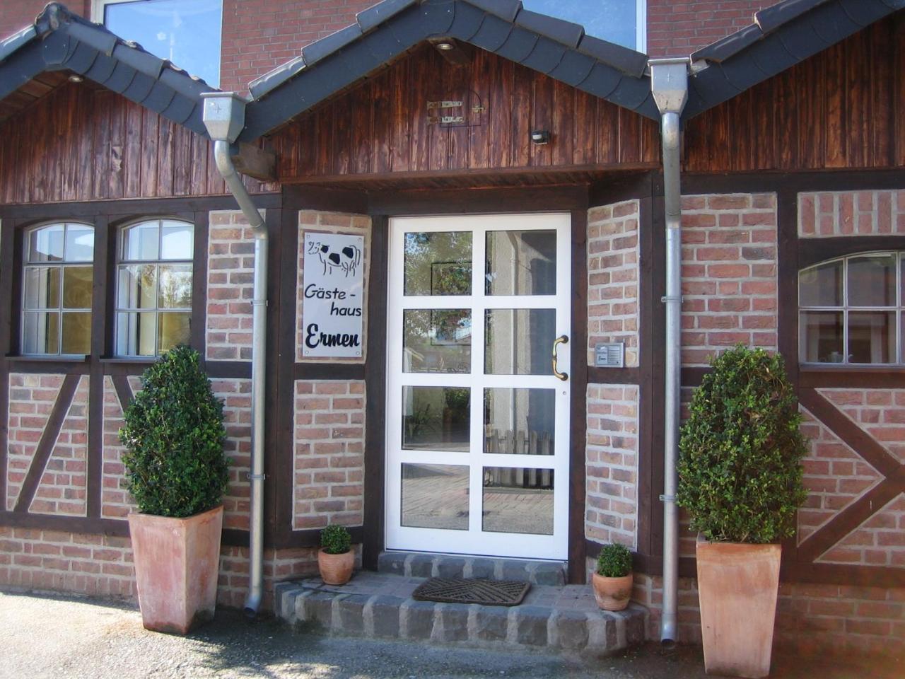 Gaestehaus Ermen Kamp-Lintfort Ngoại thất bức ảnh