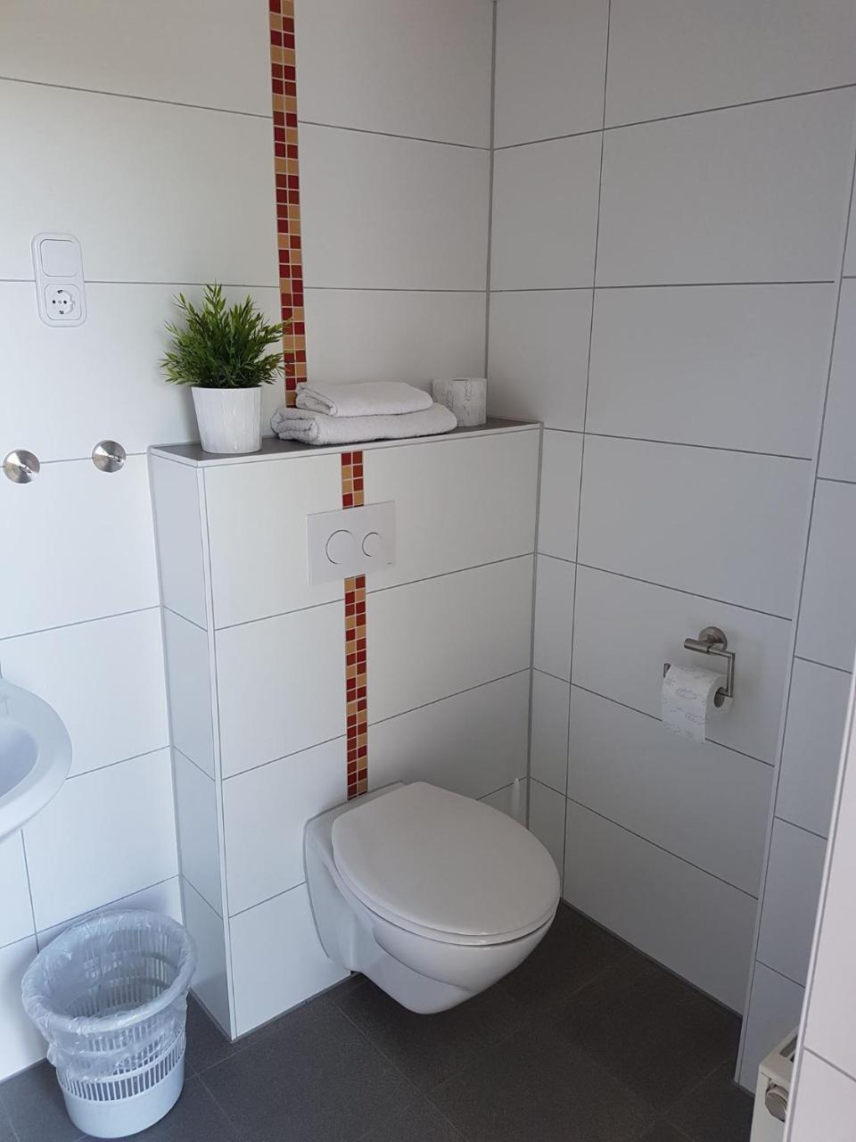 Gaestehaus Ermen Kamp-Lintfort Ngoại thất bức ảnh